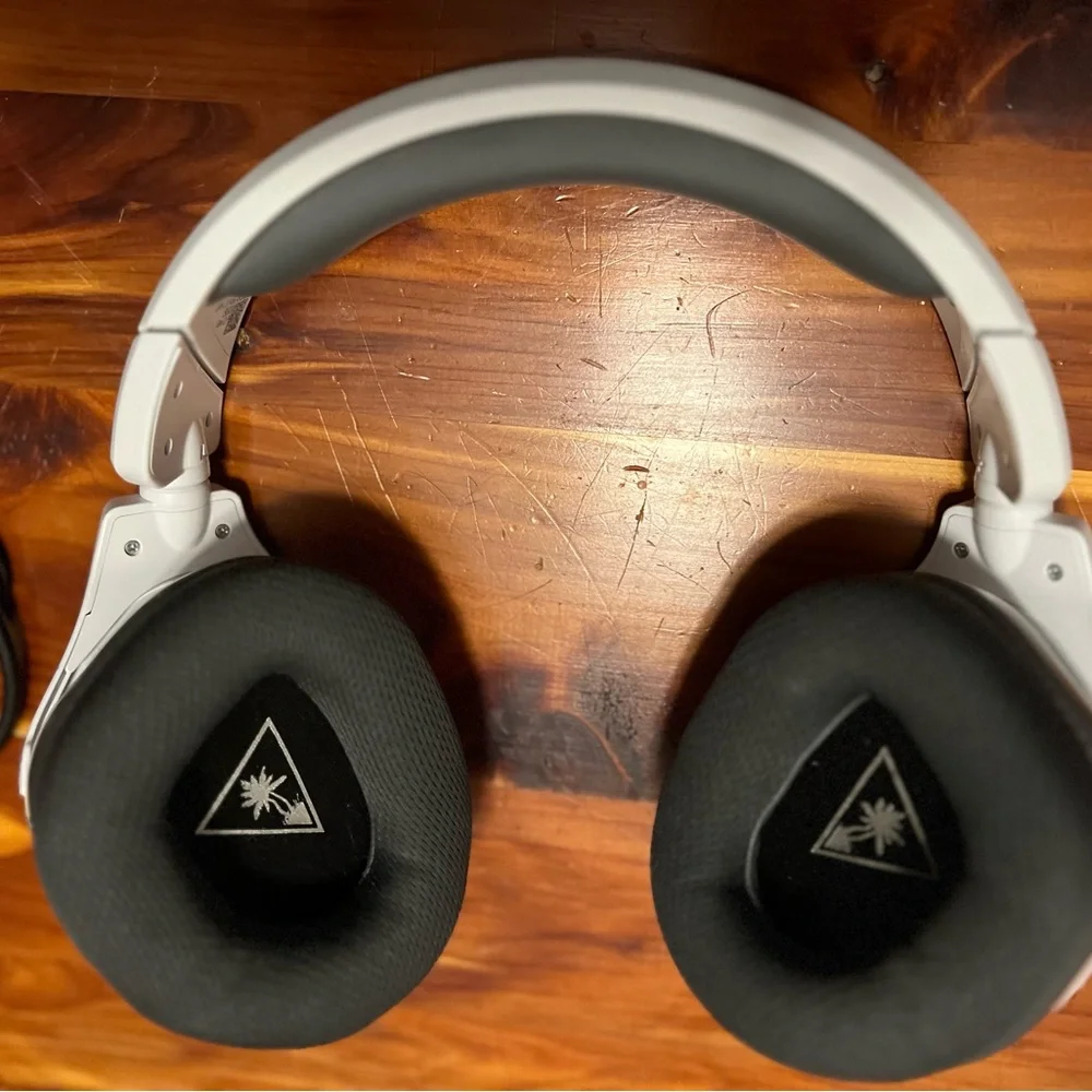 Turtle Beach Stealh 600 Gen 2 Headphones for PS or PC - only used for 3 months